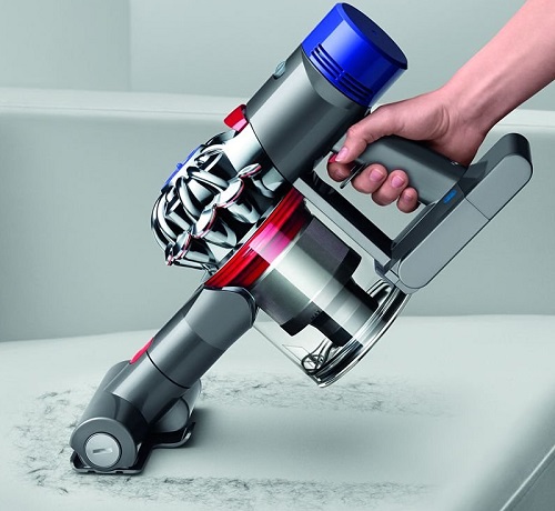 Aspirateur balai DYSON V8